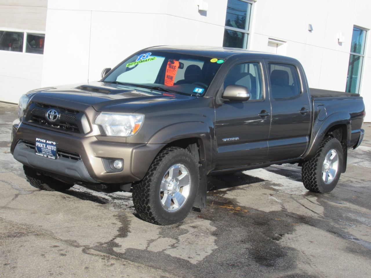 Toyota Tacoma  2013