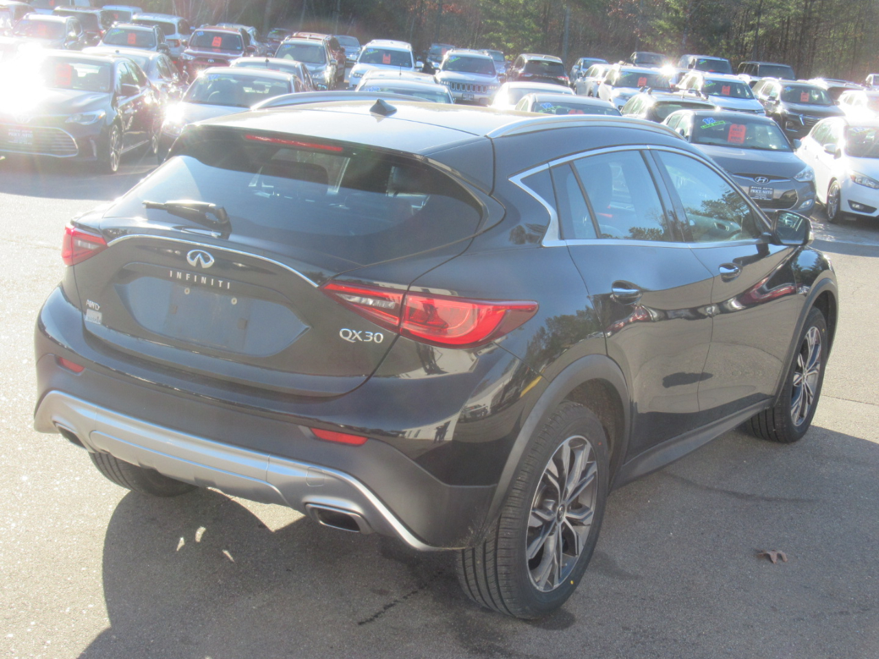 Infiniti QX30  2017