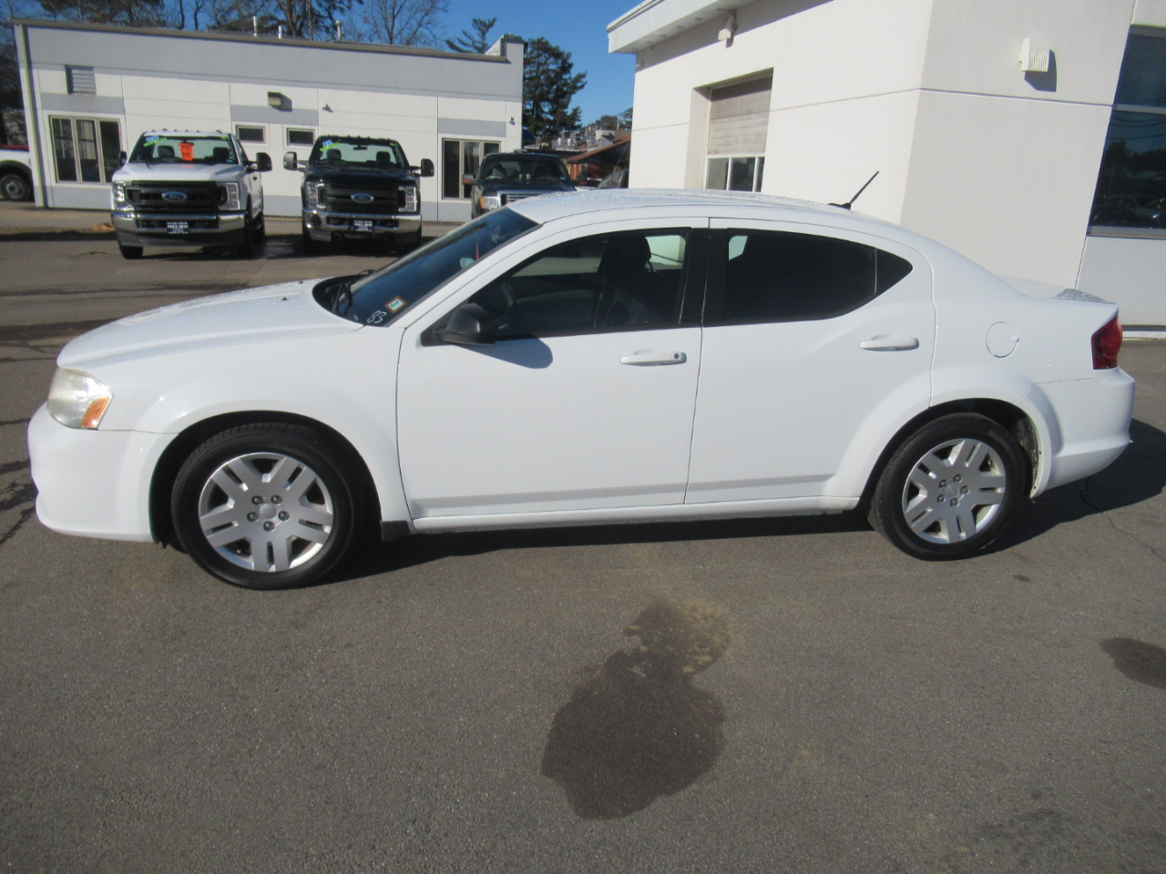 Dodge Avenger  2012