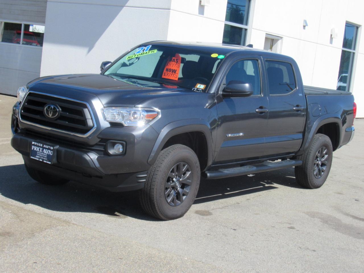 Toyota Tacoma  2021