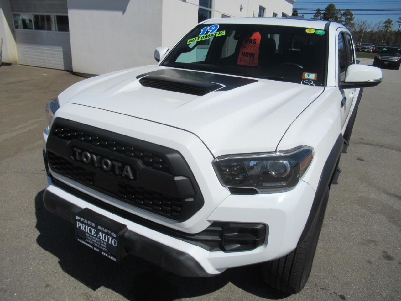 Toyota Tacoma  2019