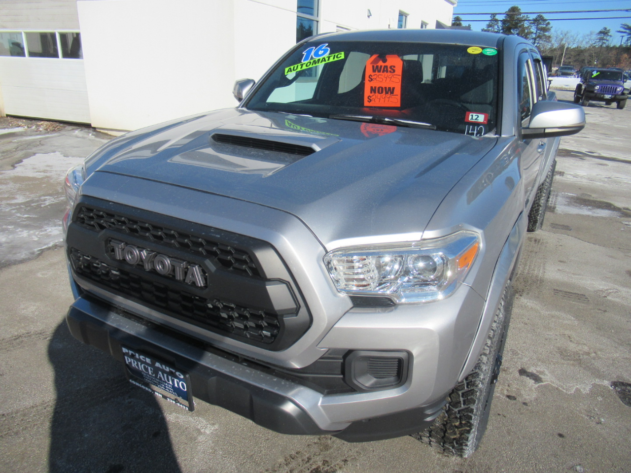 Toyota Tacoma  2016