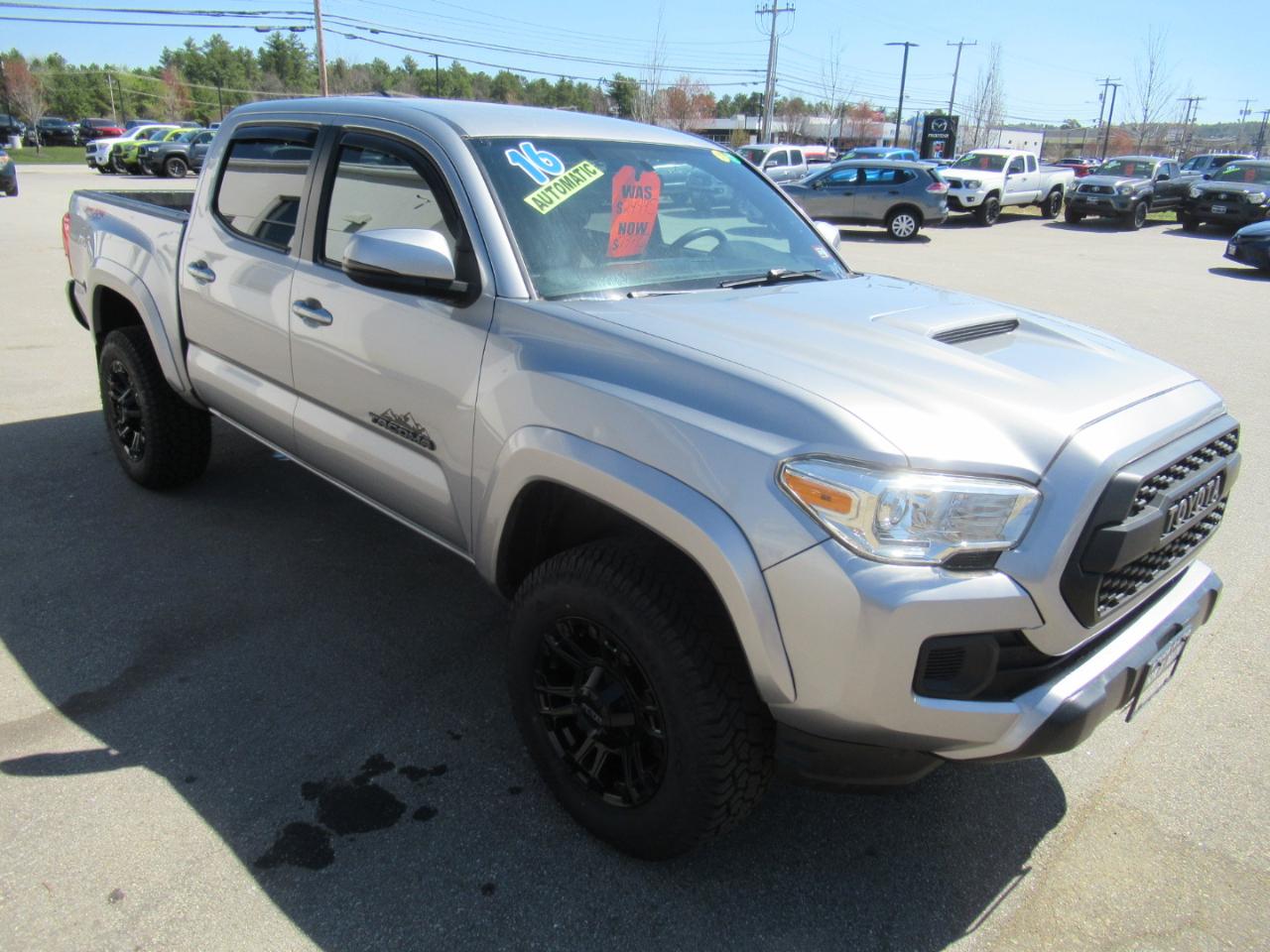 Toyota Tacoma  2016