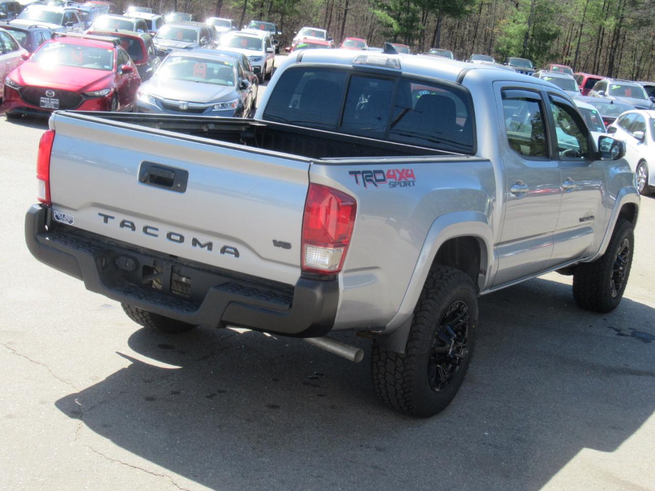 Toyota Tacoma  2016