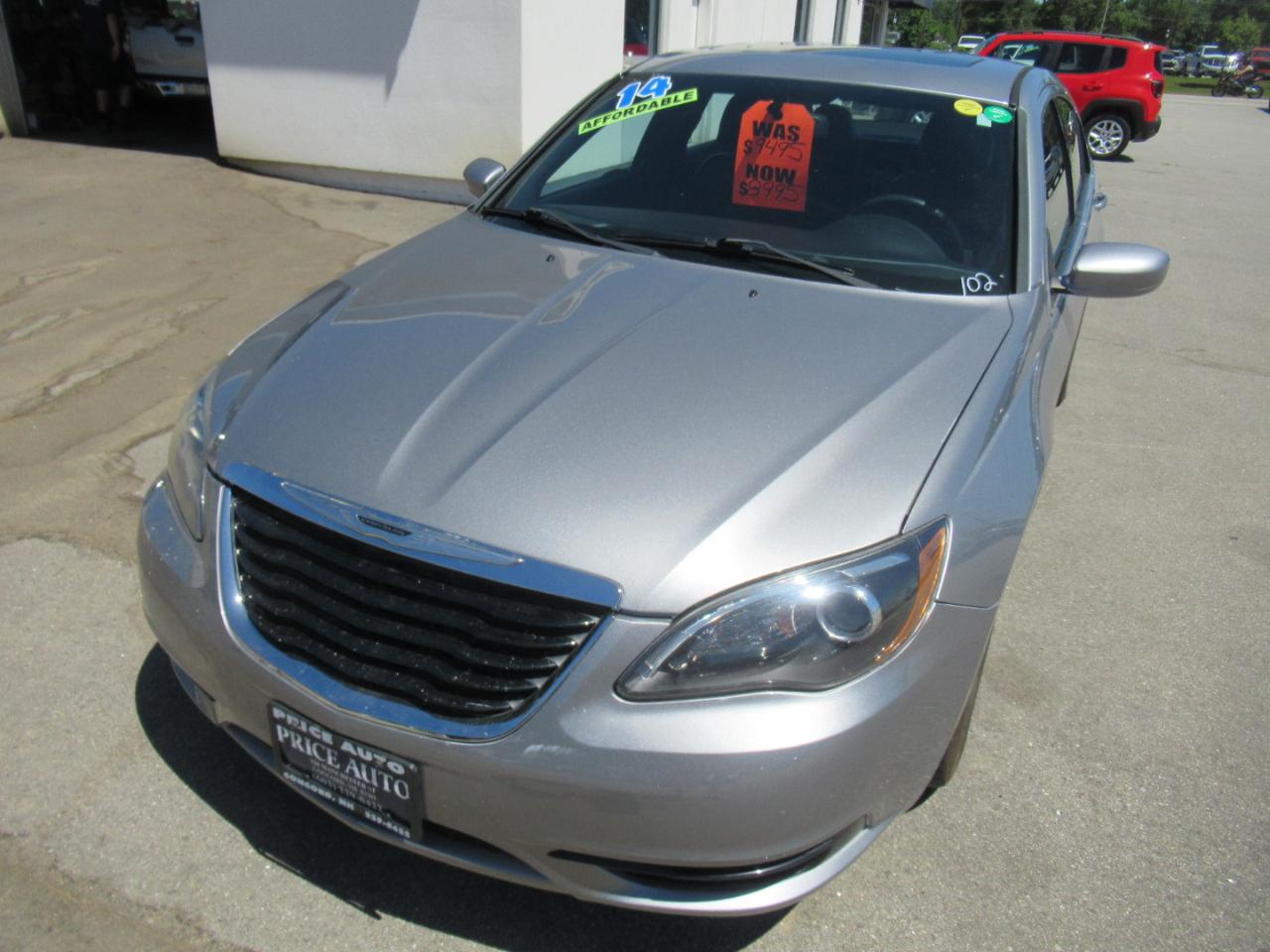 Chrysler 200  2014