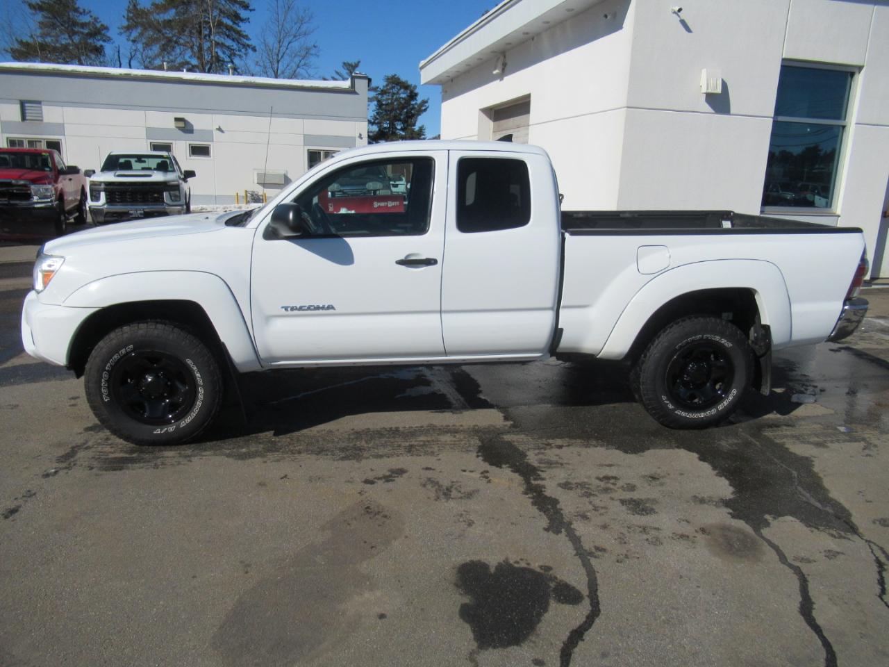 Toyota Tacoma  2014