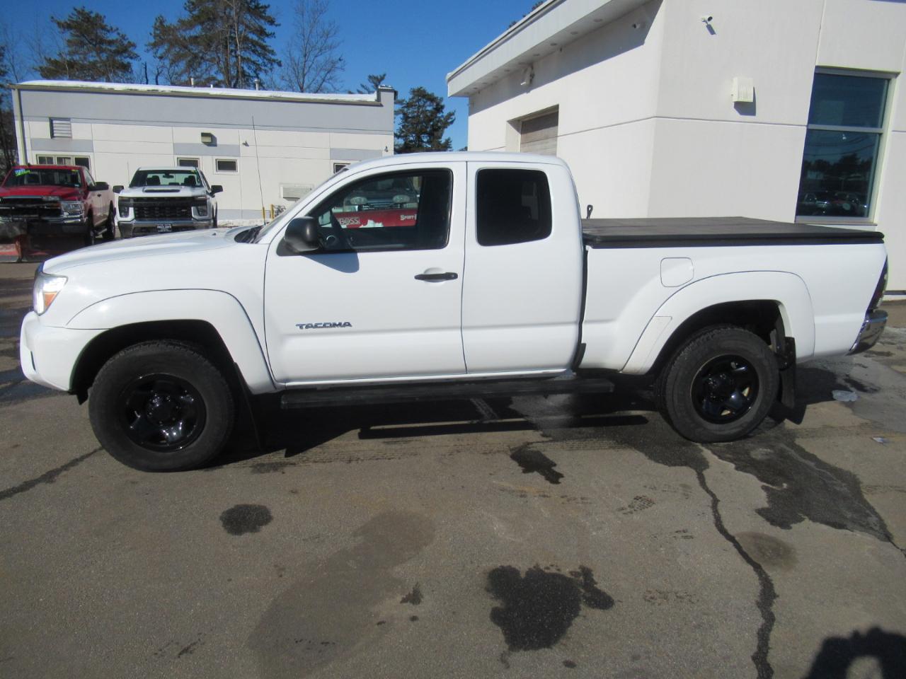 Toyota Tacoma  2013