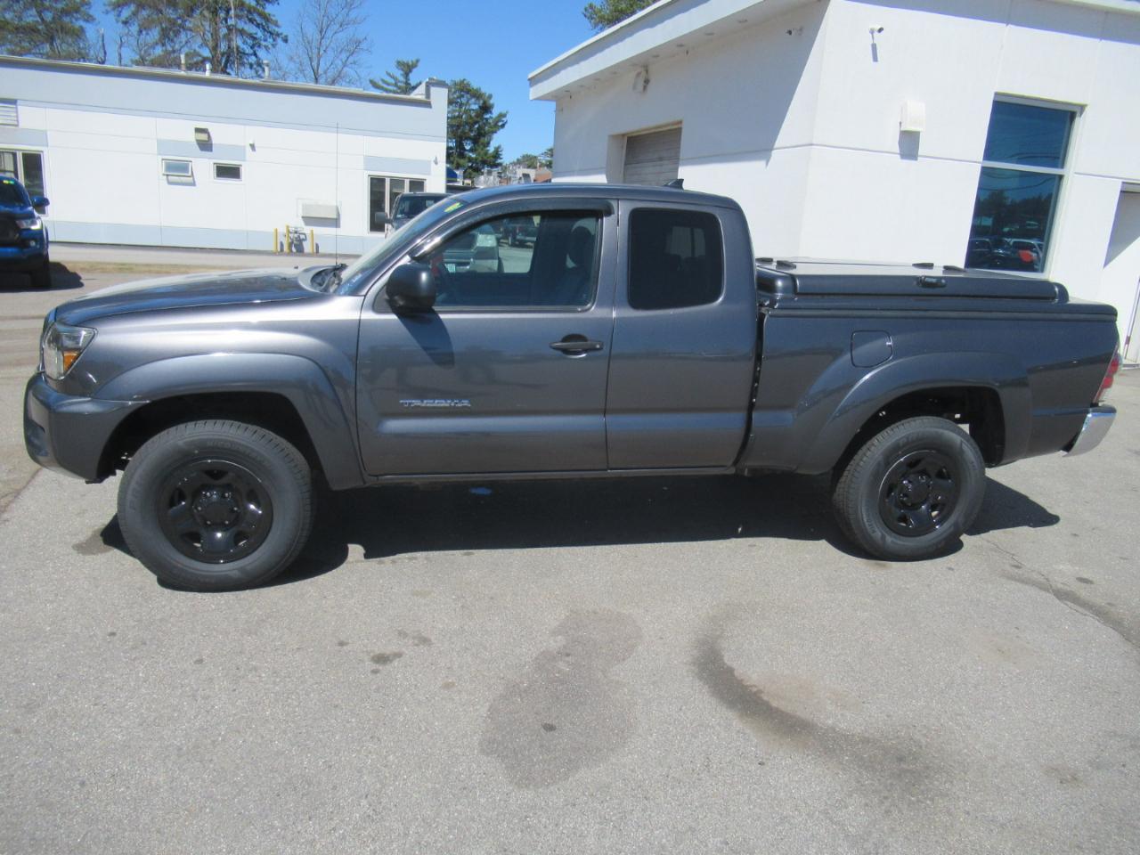 Toyota Tacoma  2015