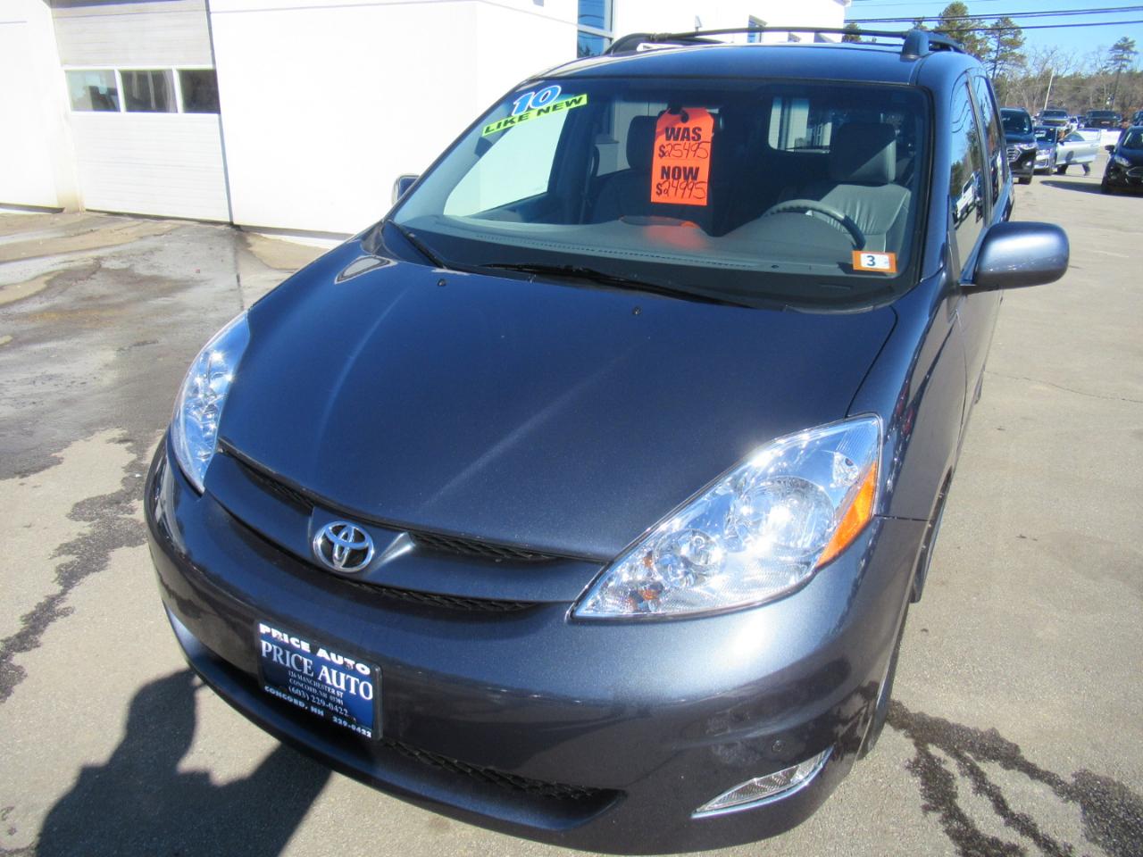 Toyota Sienna  2010