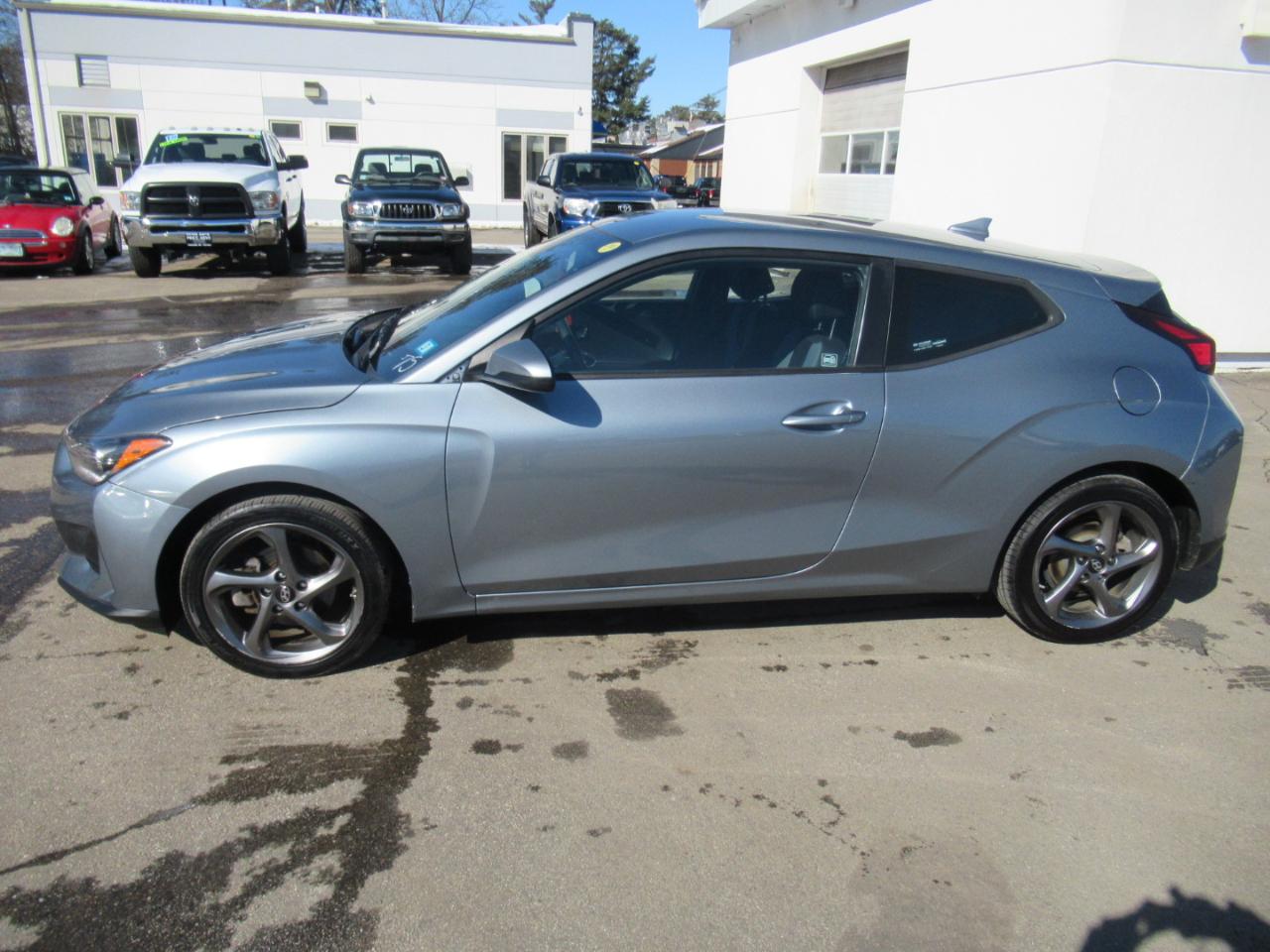 Hyundai Veloster  2020