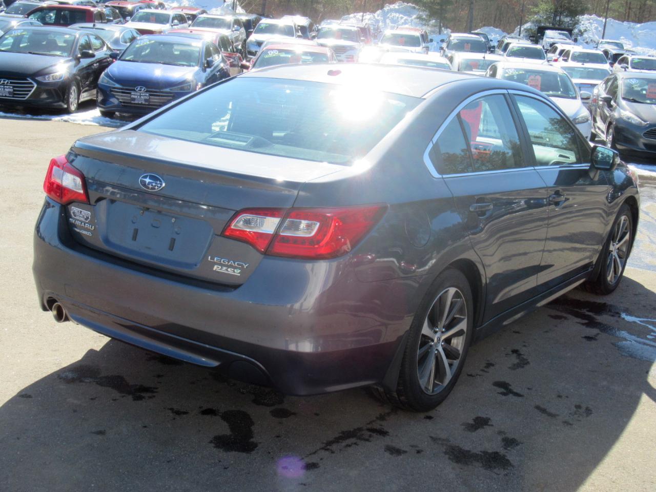 Subaru Legacy  2015