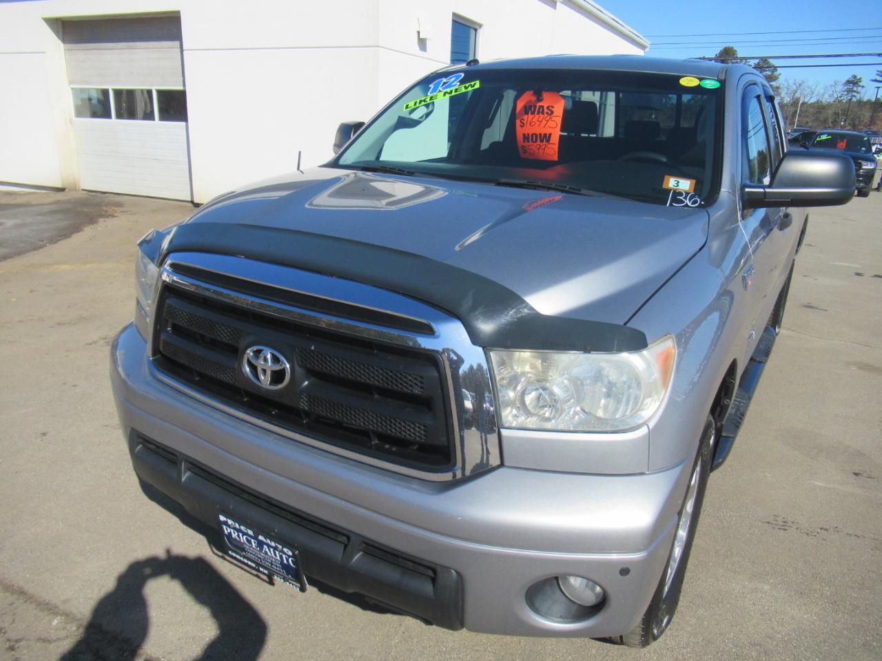 Toyota Tundra  2012