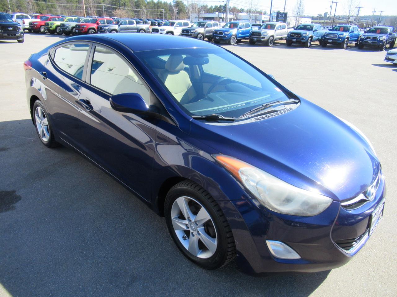 Hyundai Elantra  2013