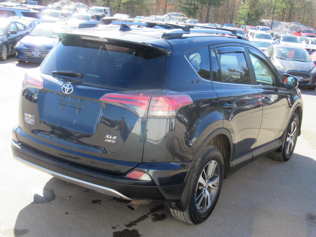 Toyota RAV4  2017
