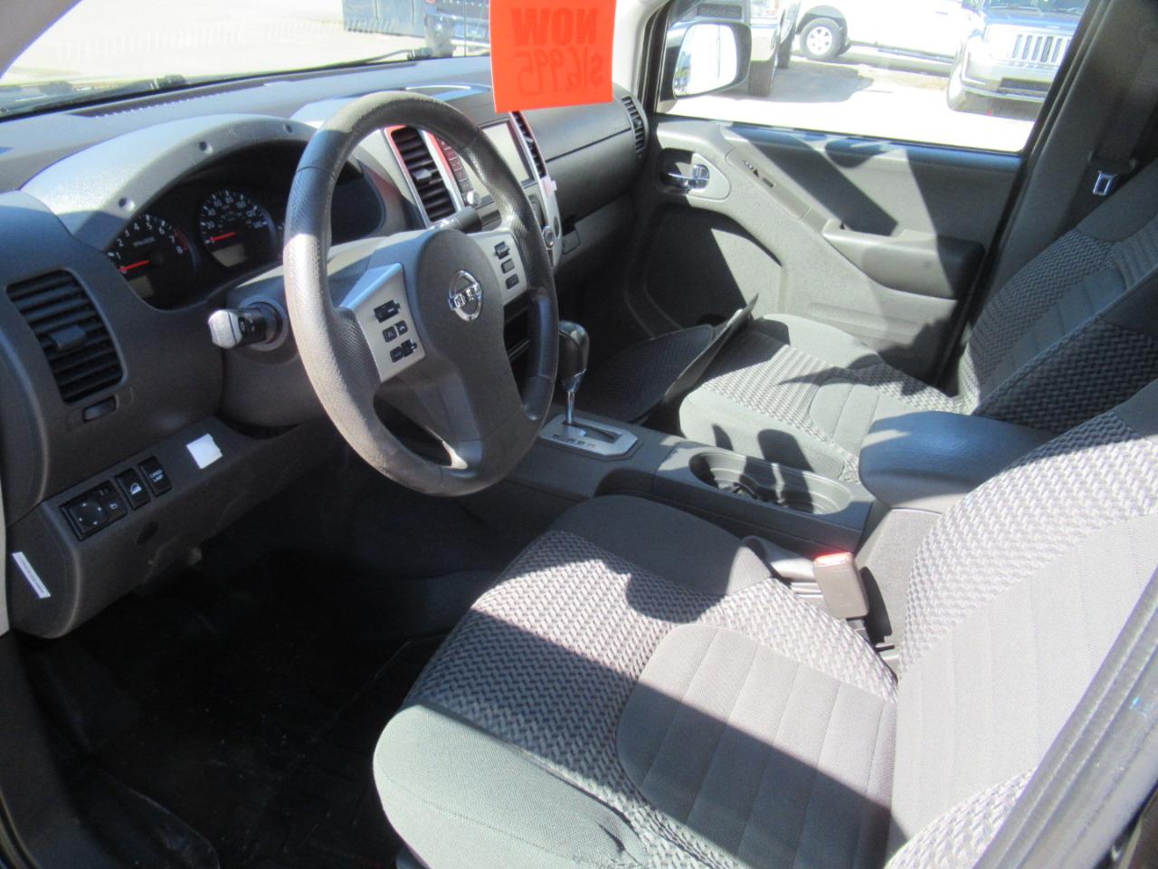 Nissan Frontier  2020