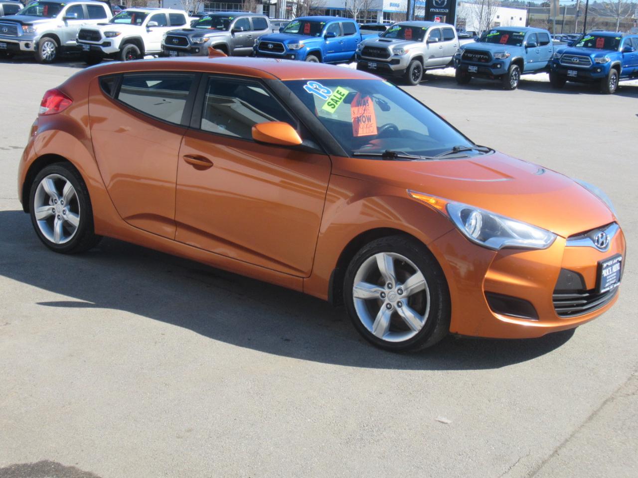 Hyundai Veloster  2013