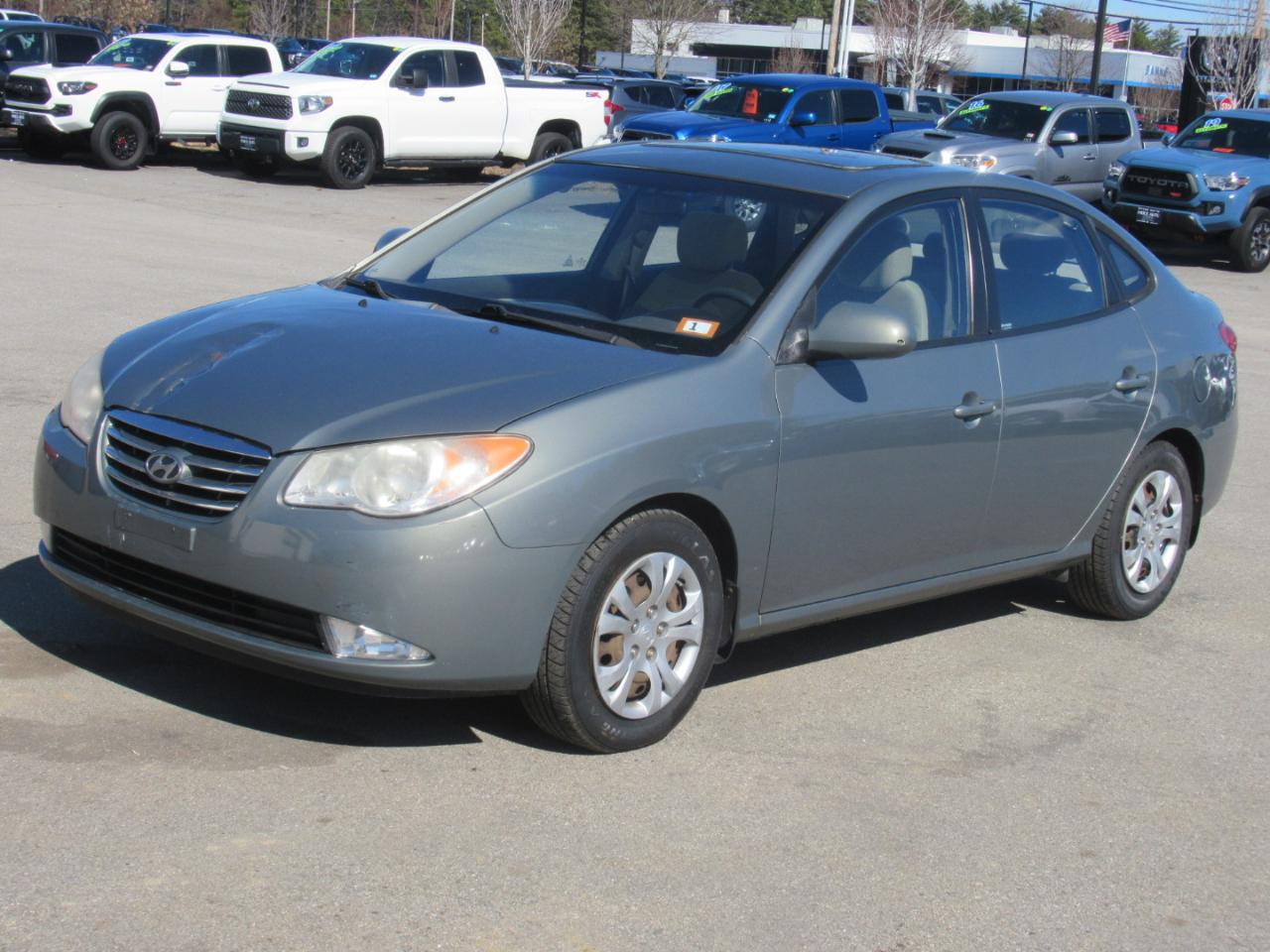Hyundai Elantra  2010