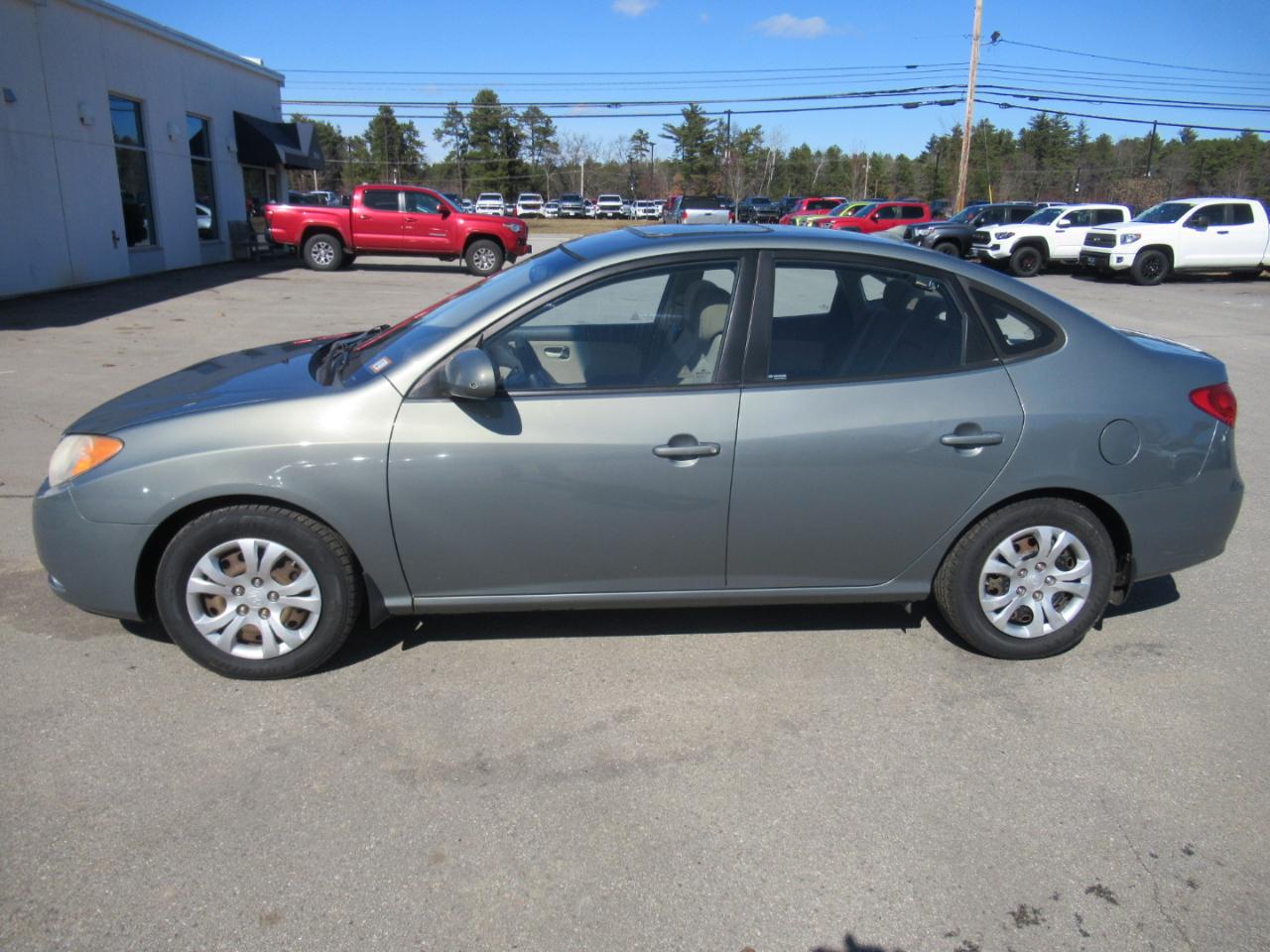 Hyundai Elantra  2010