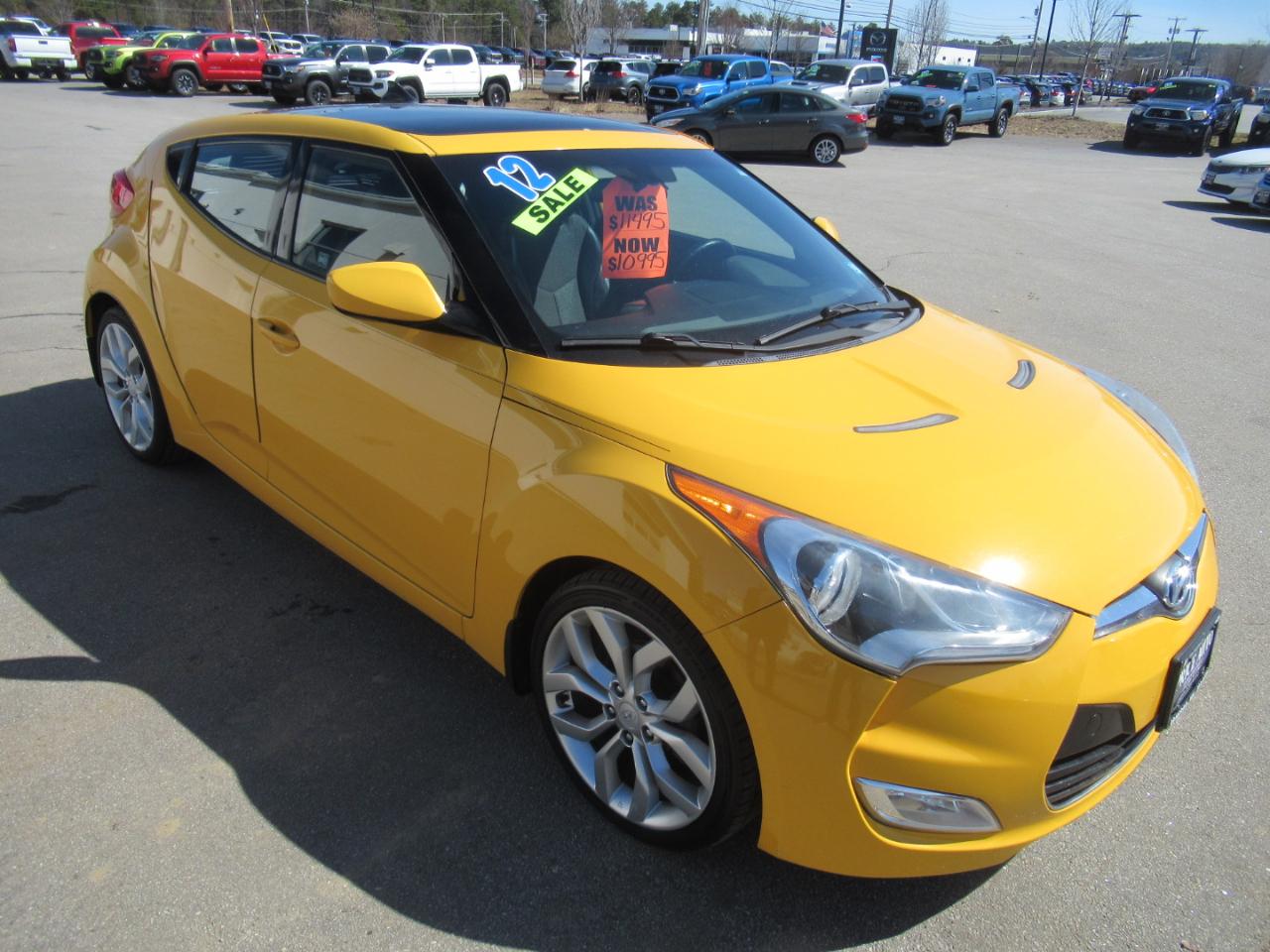 Hyundai Veloster  2012