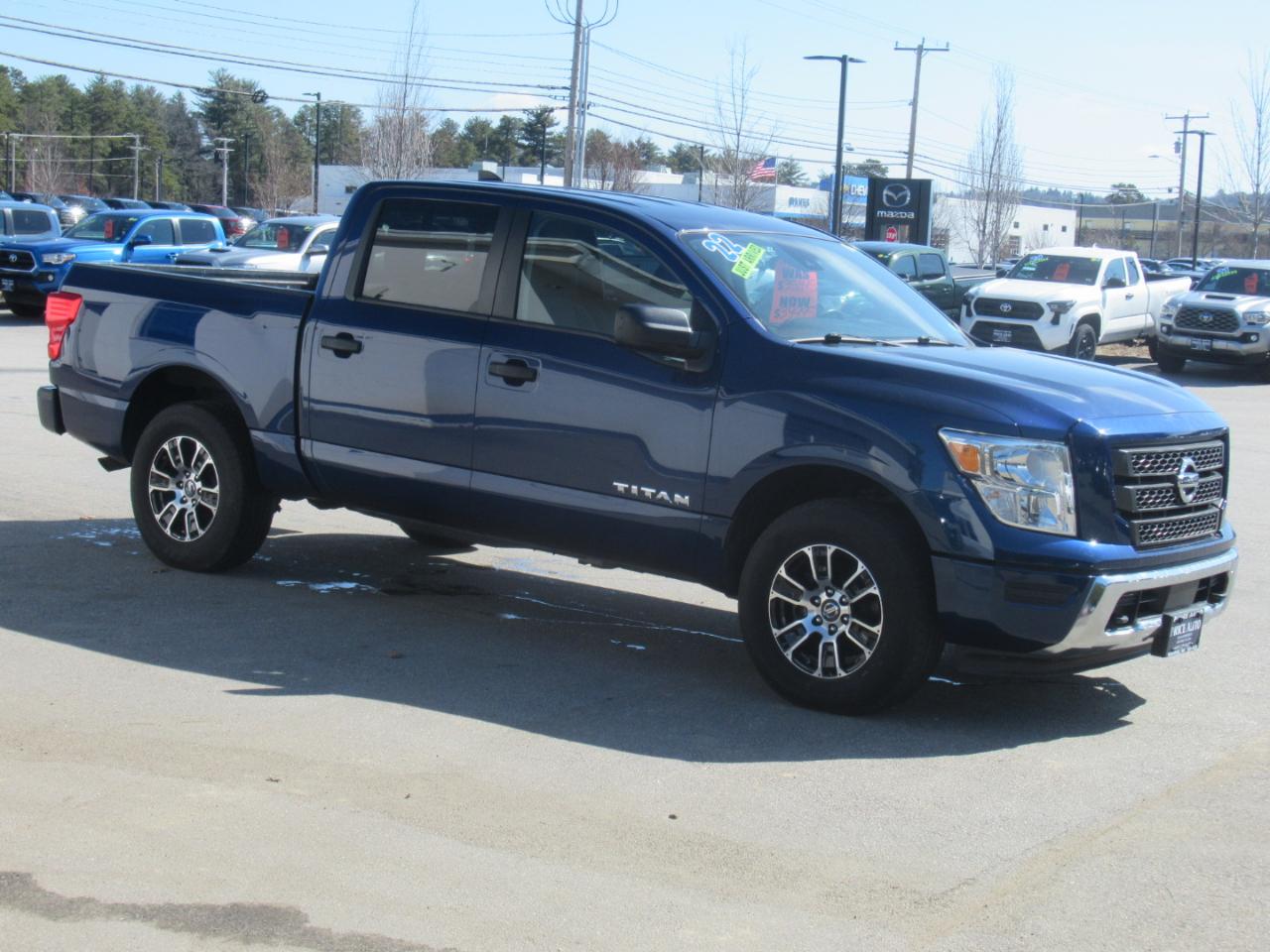 Nissan Titan  2022