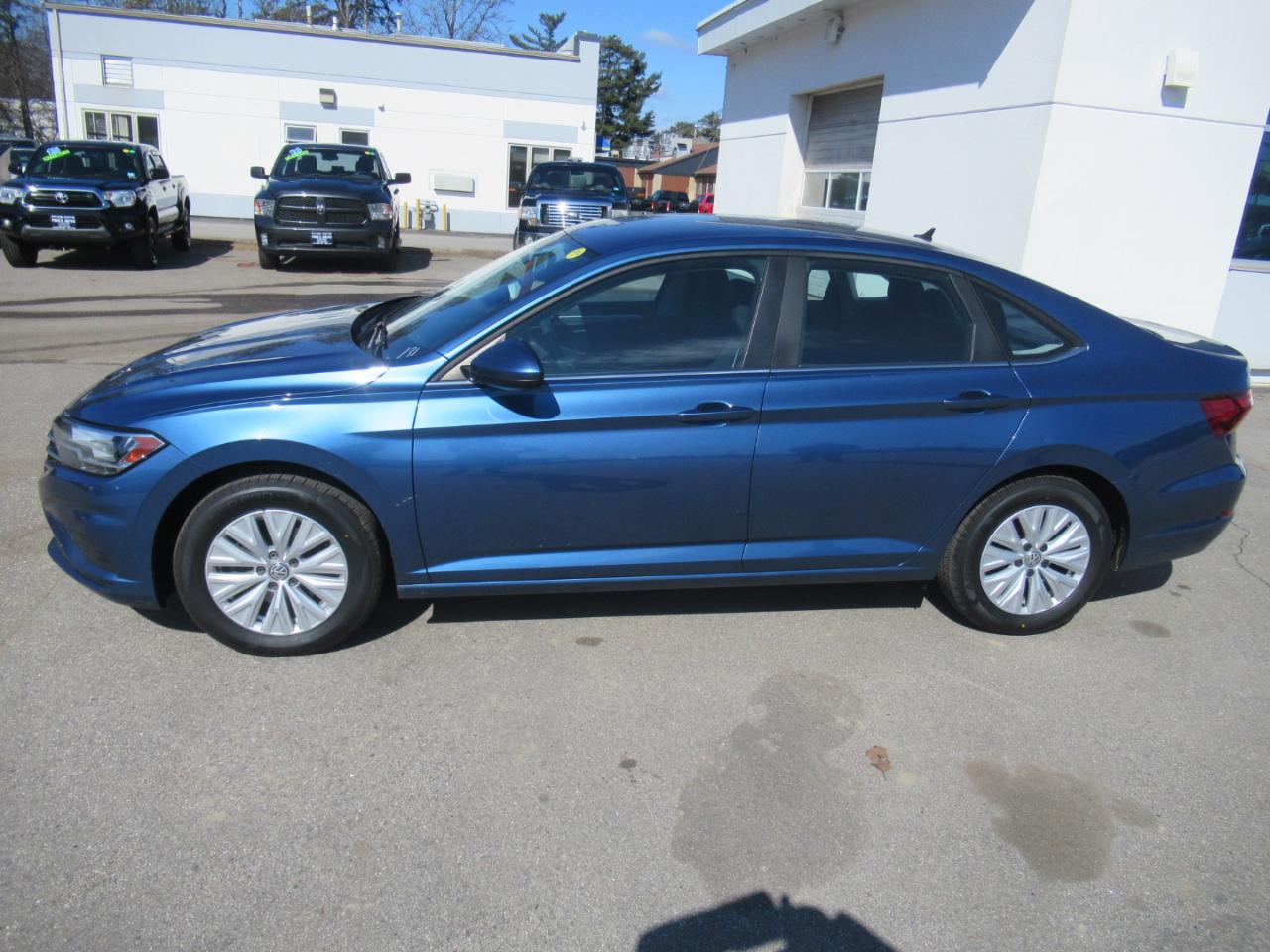 Volkswagen Jetta  2019