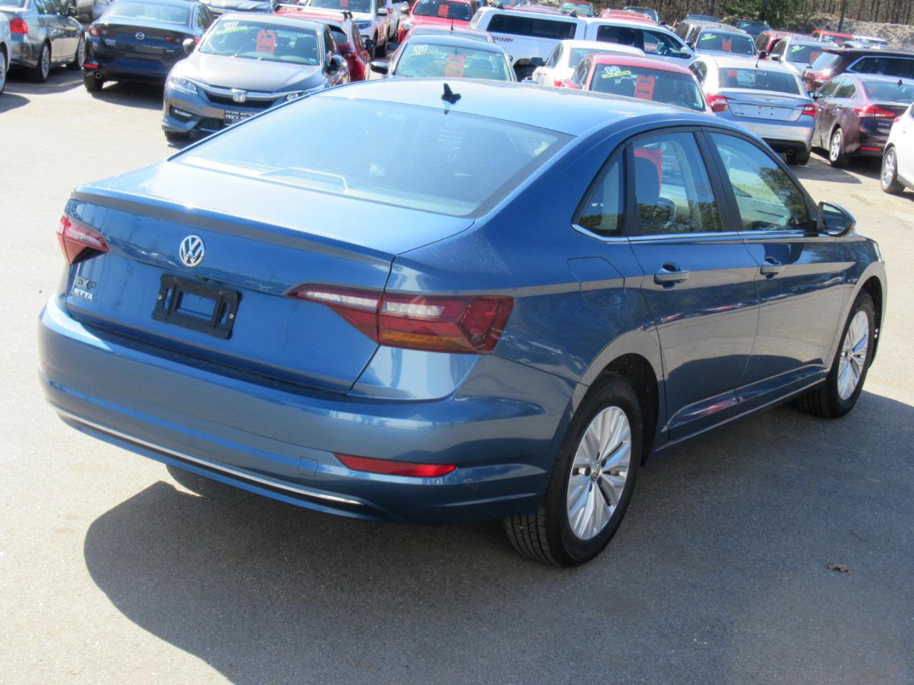 Volkswagen Jetta  2019
