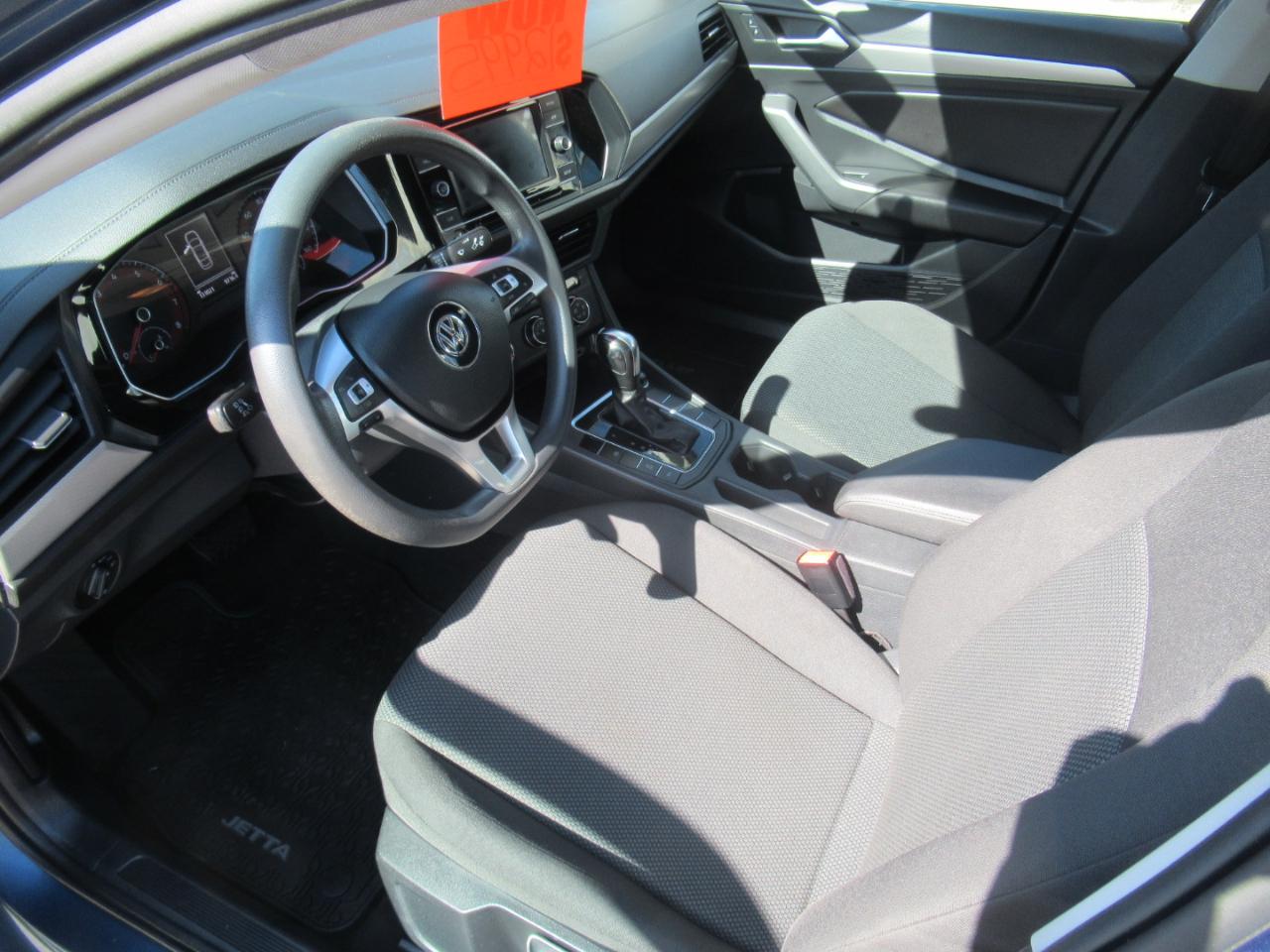 Volkswagen Jetta  2019