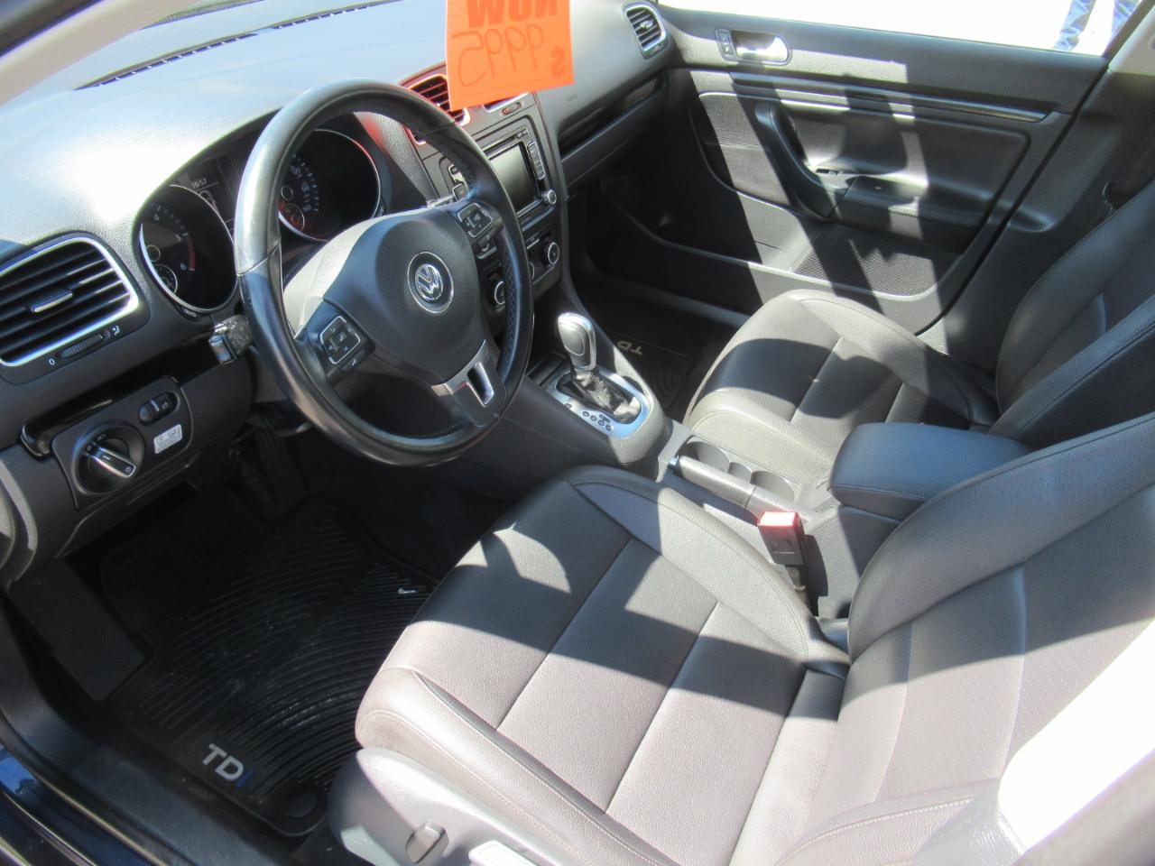 Volkswagen Jetta SportWagen  2014