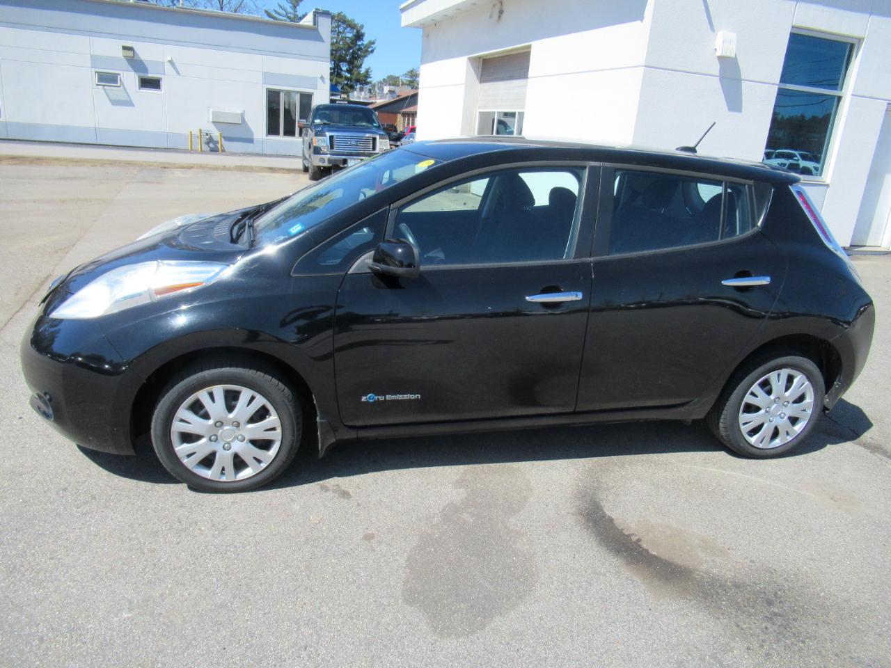 Nissan Leaf  2015