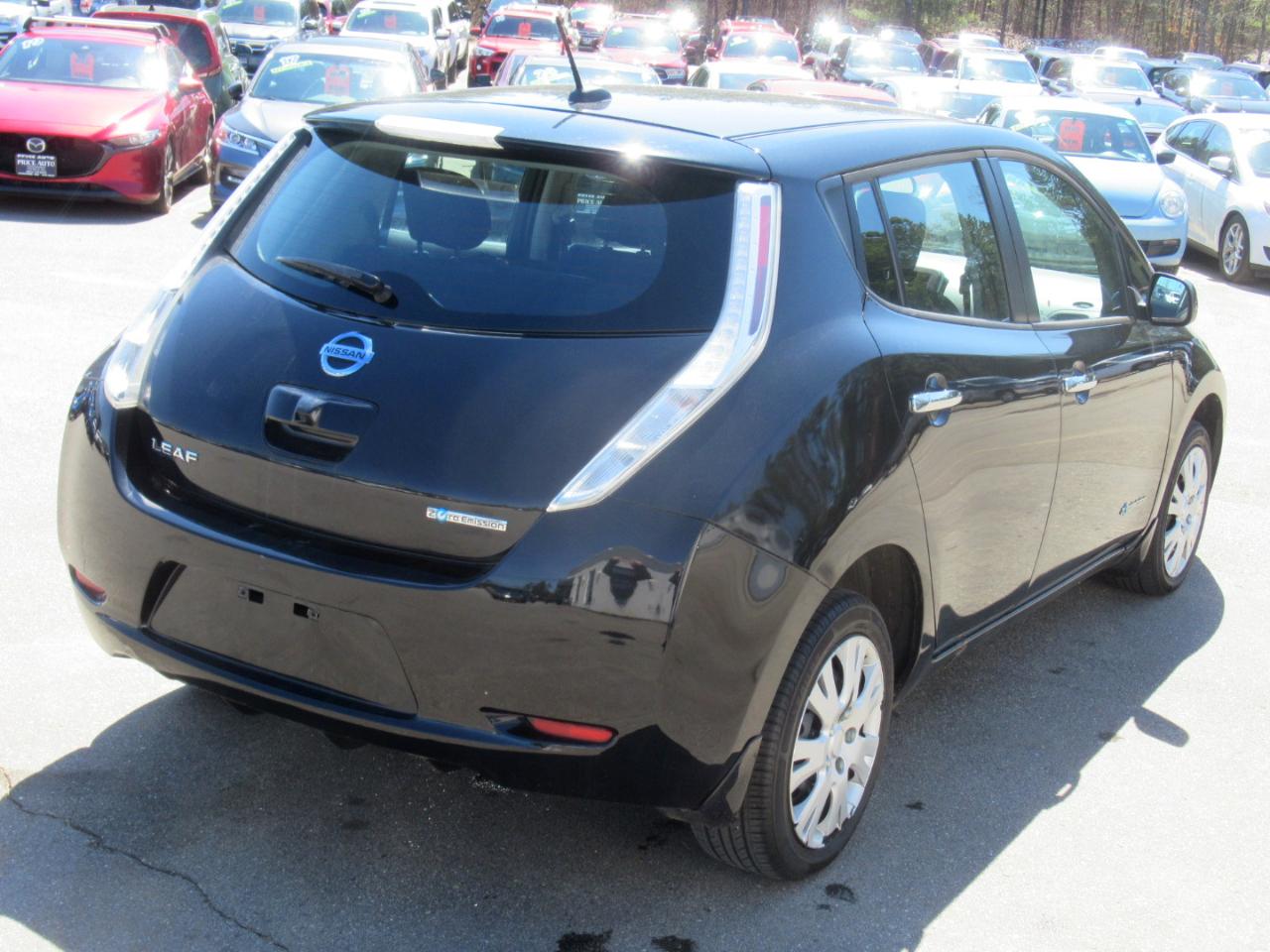 Nissan Leaf  2015
