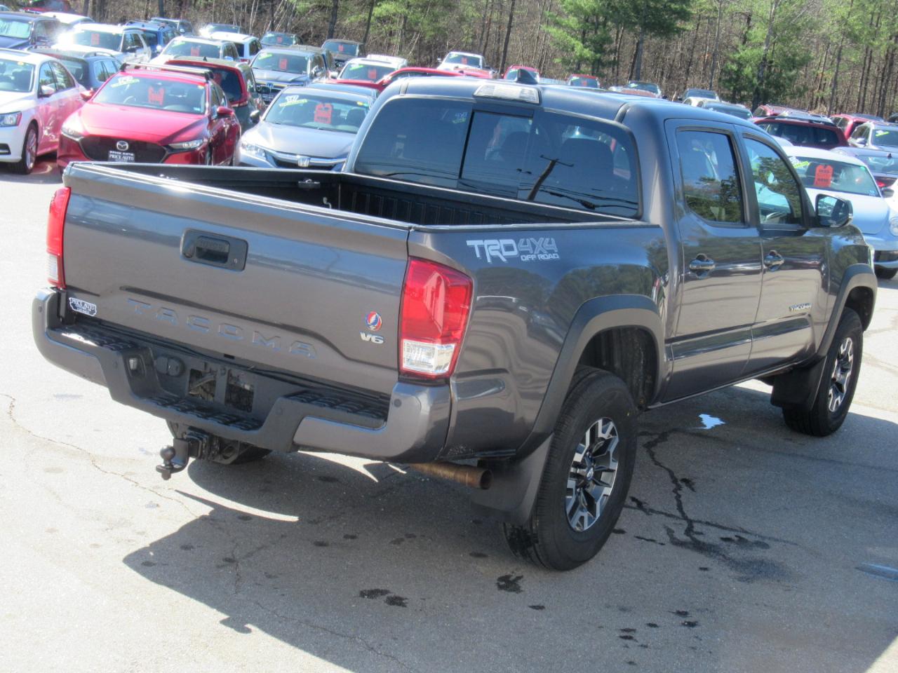 Toyota Tacoma  2018