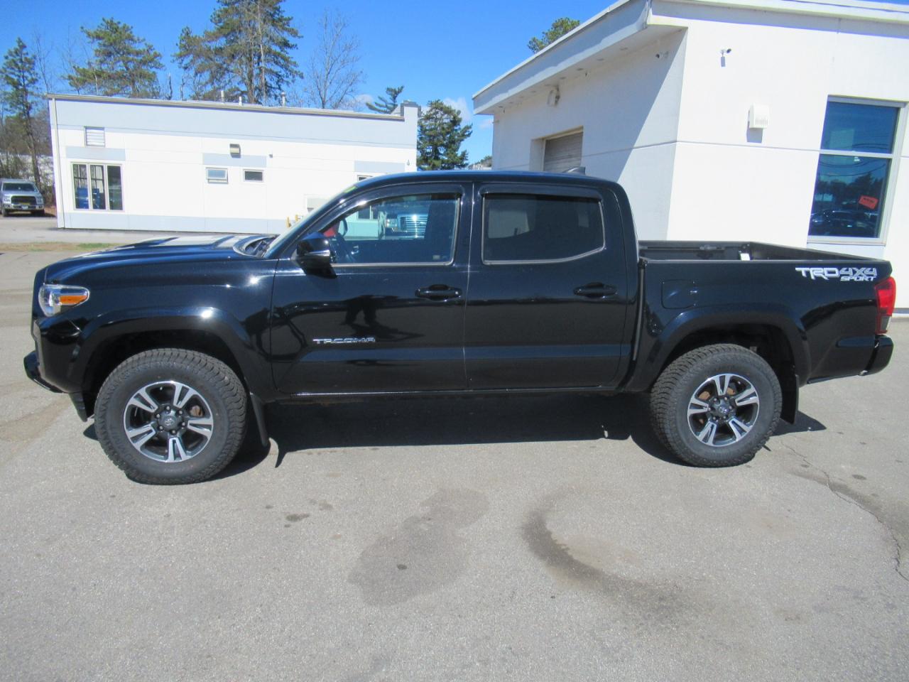 Toyota Tacoma  2019