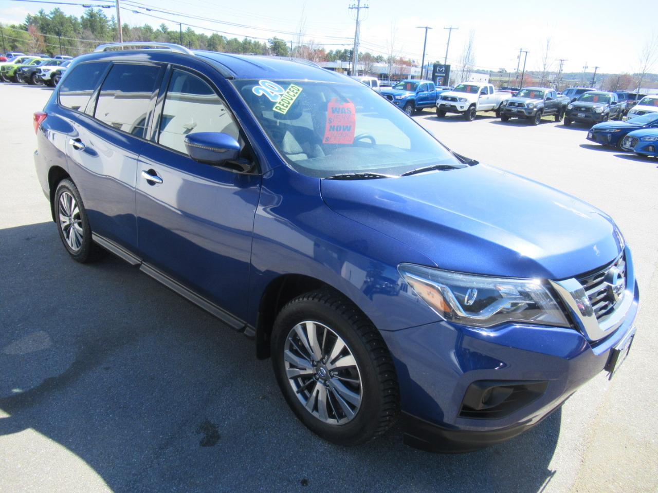 Nissan Pathfinder  2020