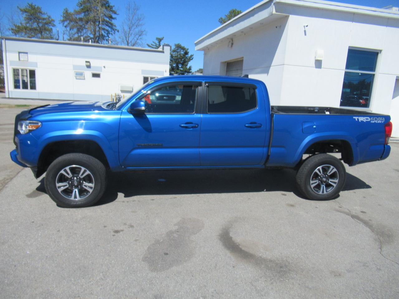 Toyota Tacoma  2016