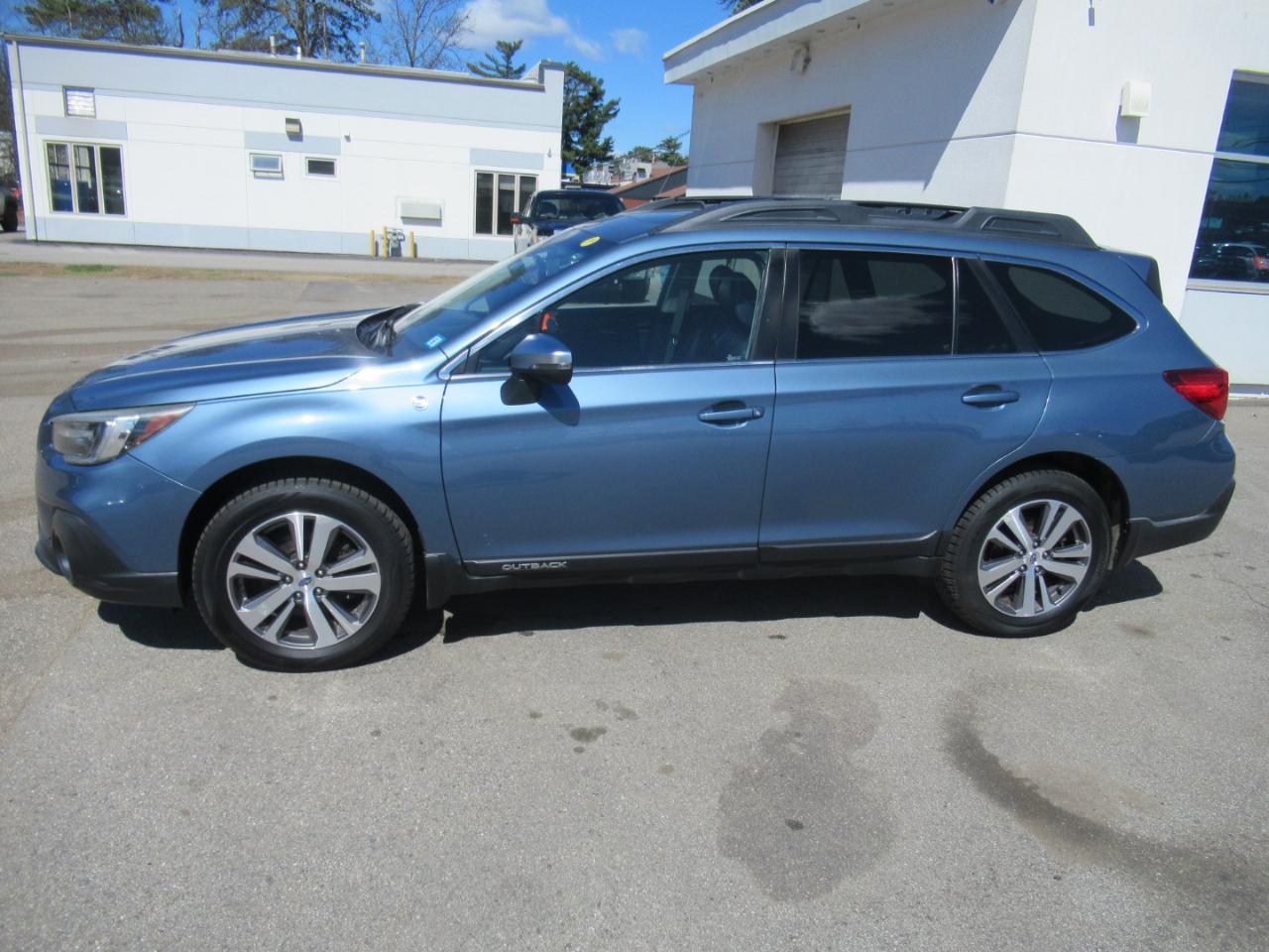 Subaru Outback  2018