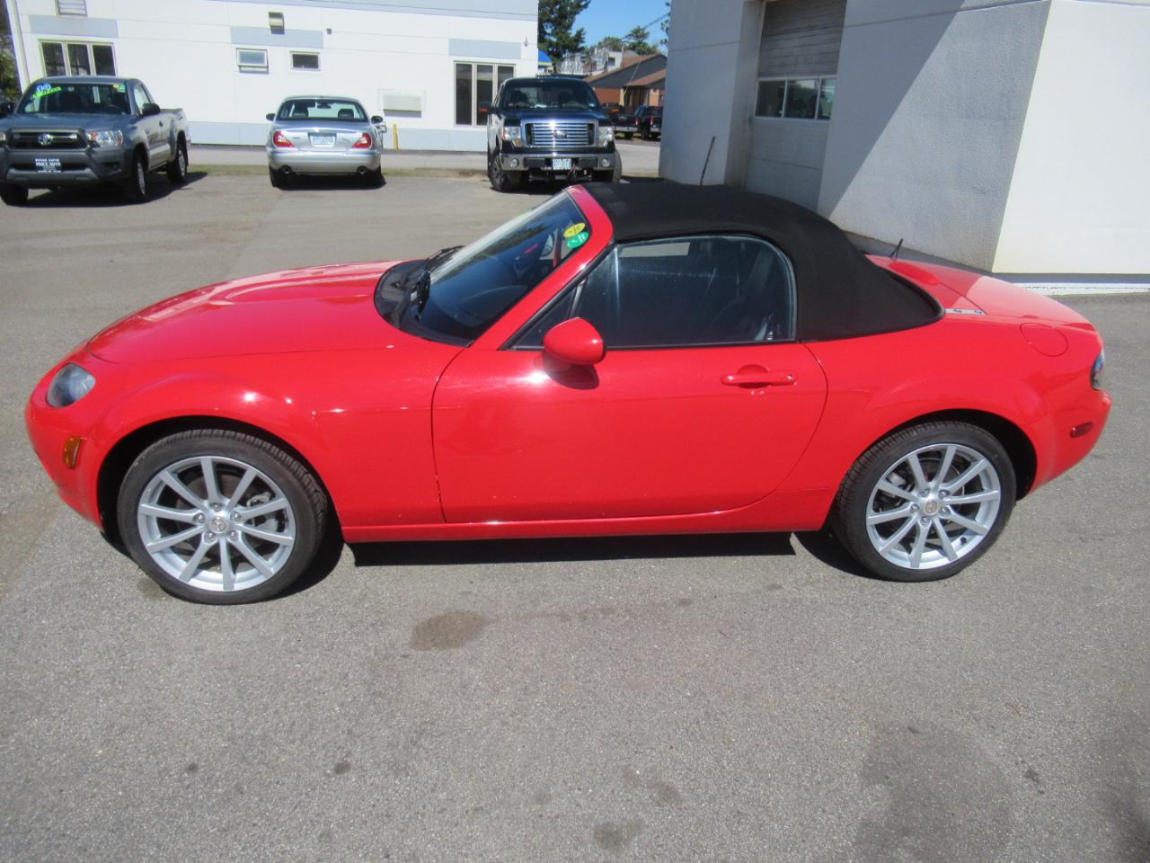 Mazda MX-5 Miata  2006