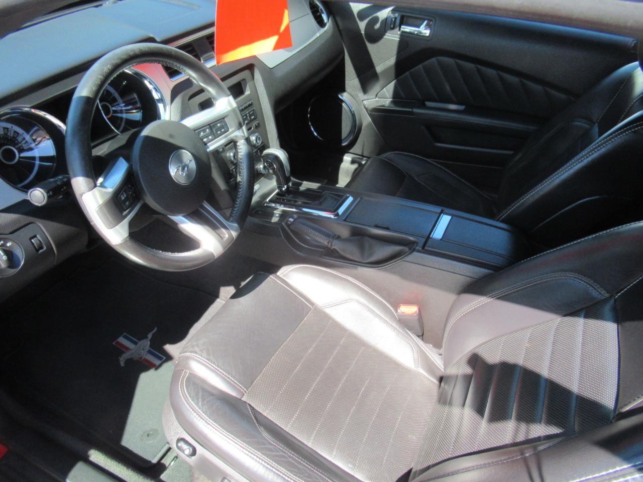 Ford Mustang  2013