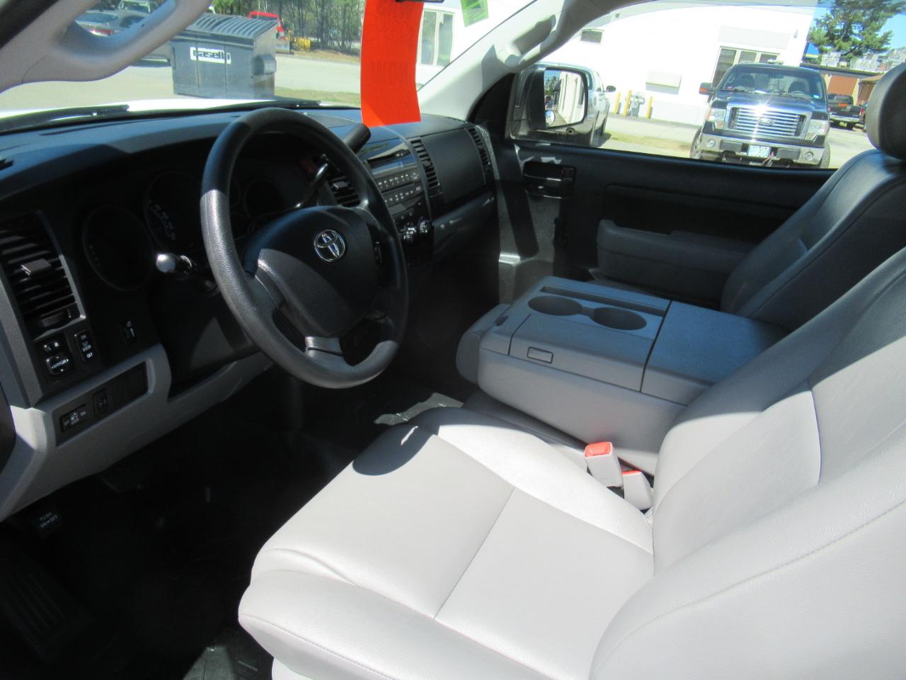Toyota Tundra  2013