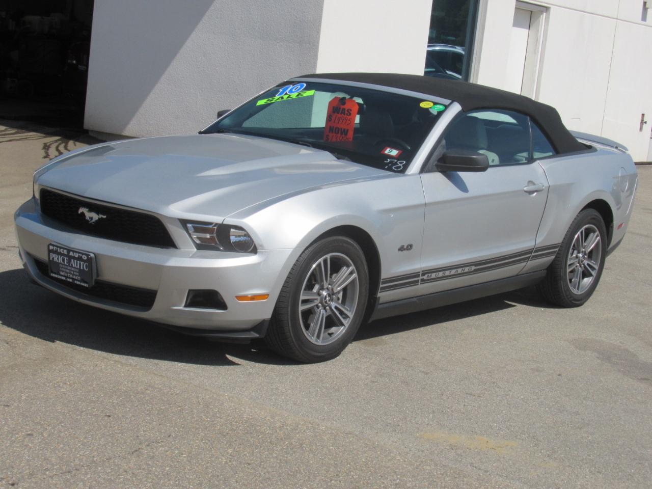 Ford Mustang  2010