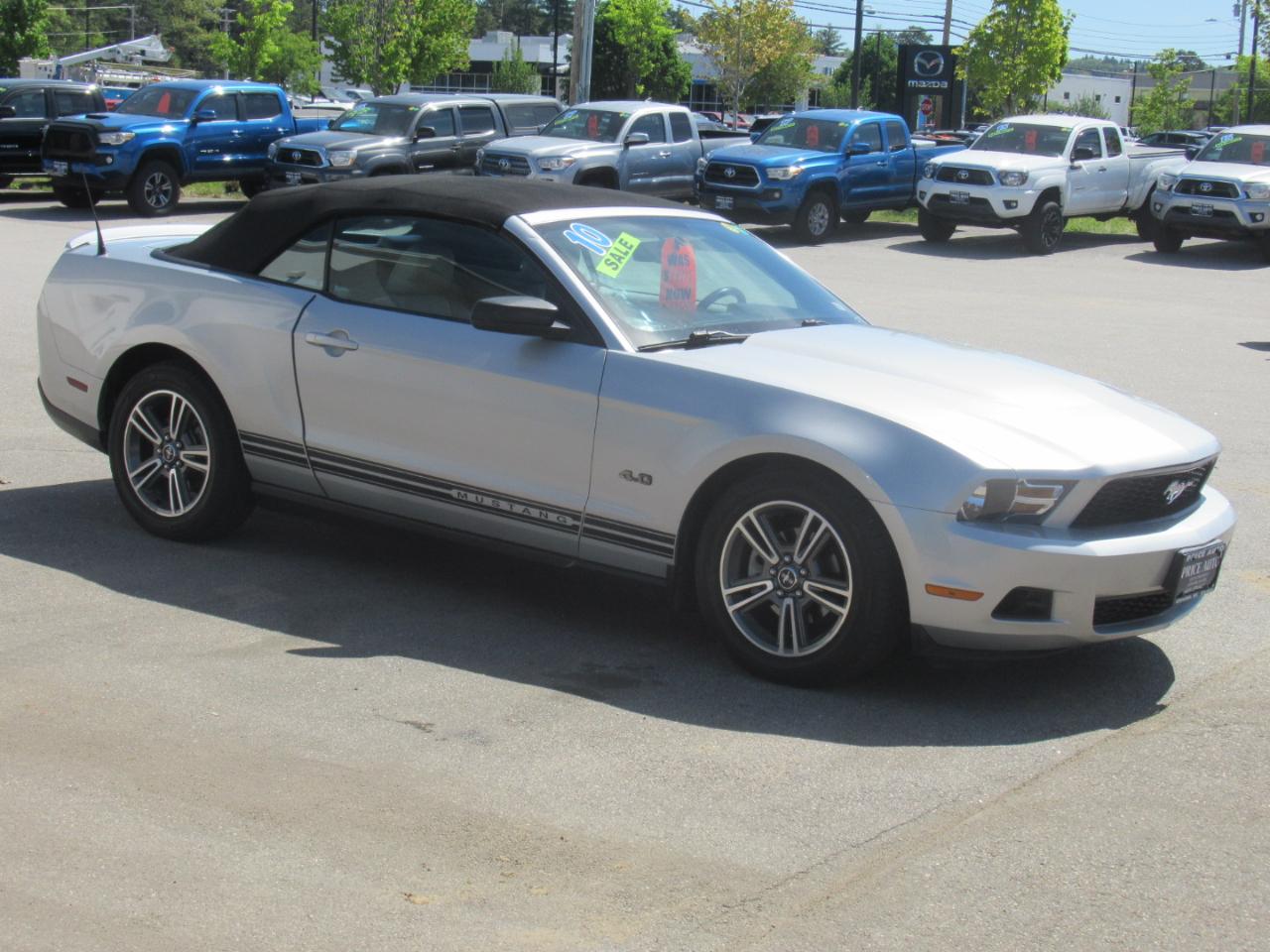 Ford Mustang  2010