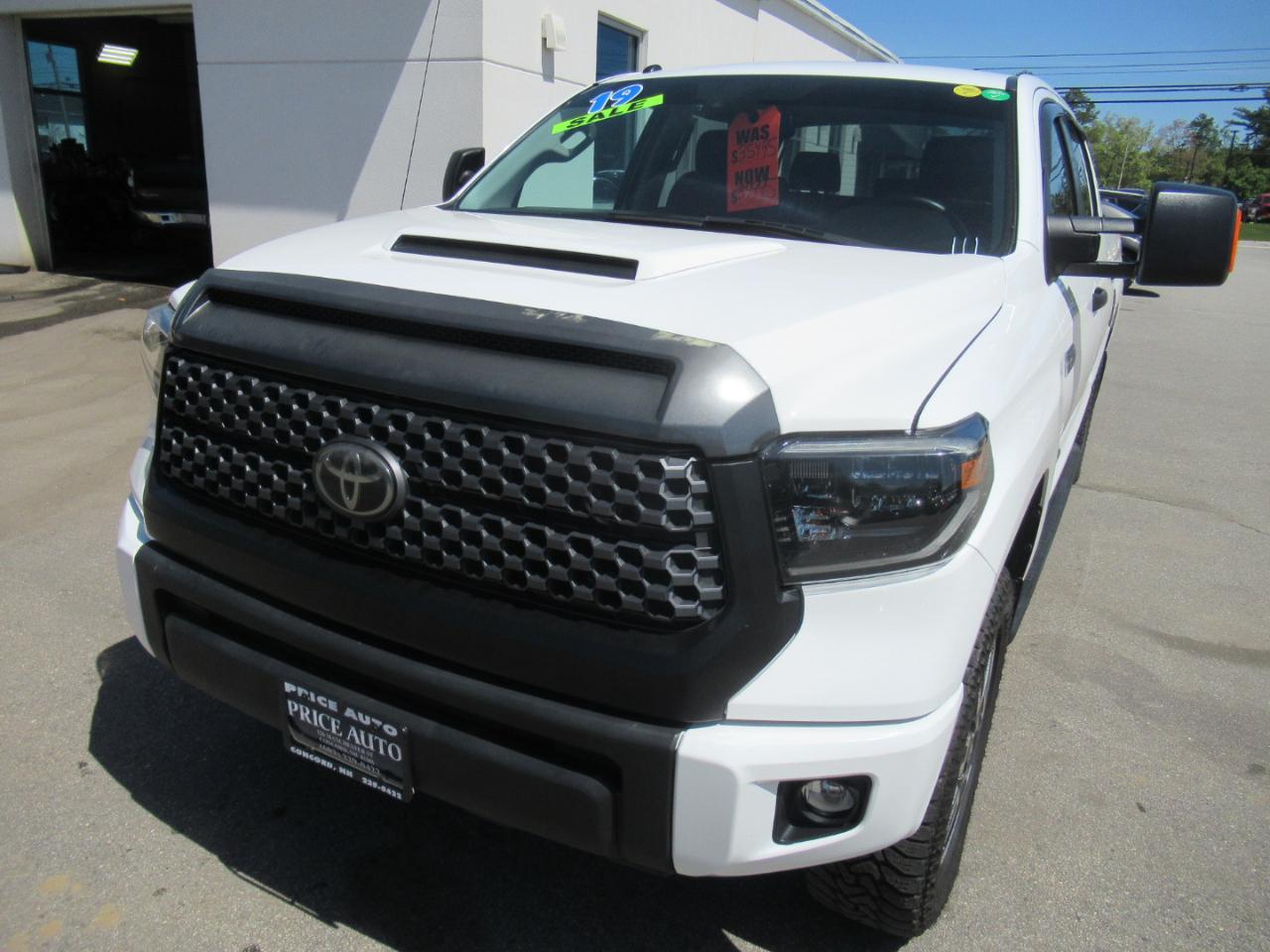Toyota Tundra  2019