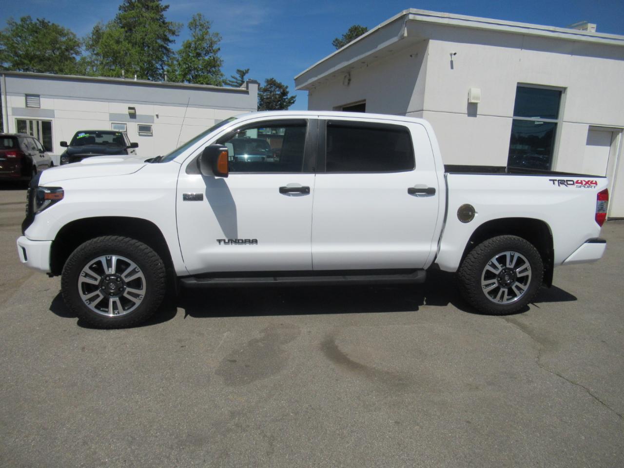 Toyota Tundra  2019