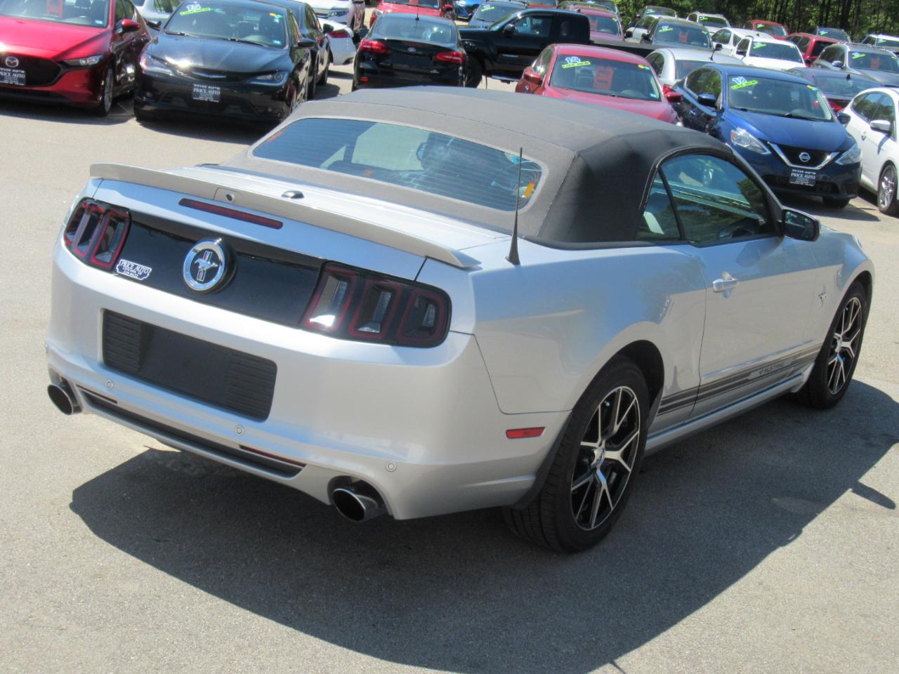 Ford Mustang  2014