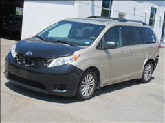 2014 Toyota Sienna 