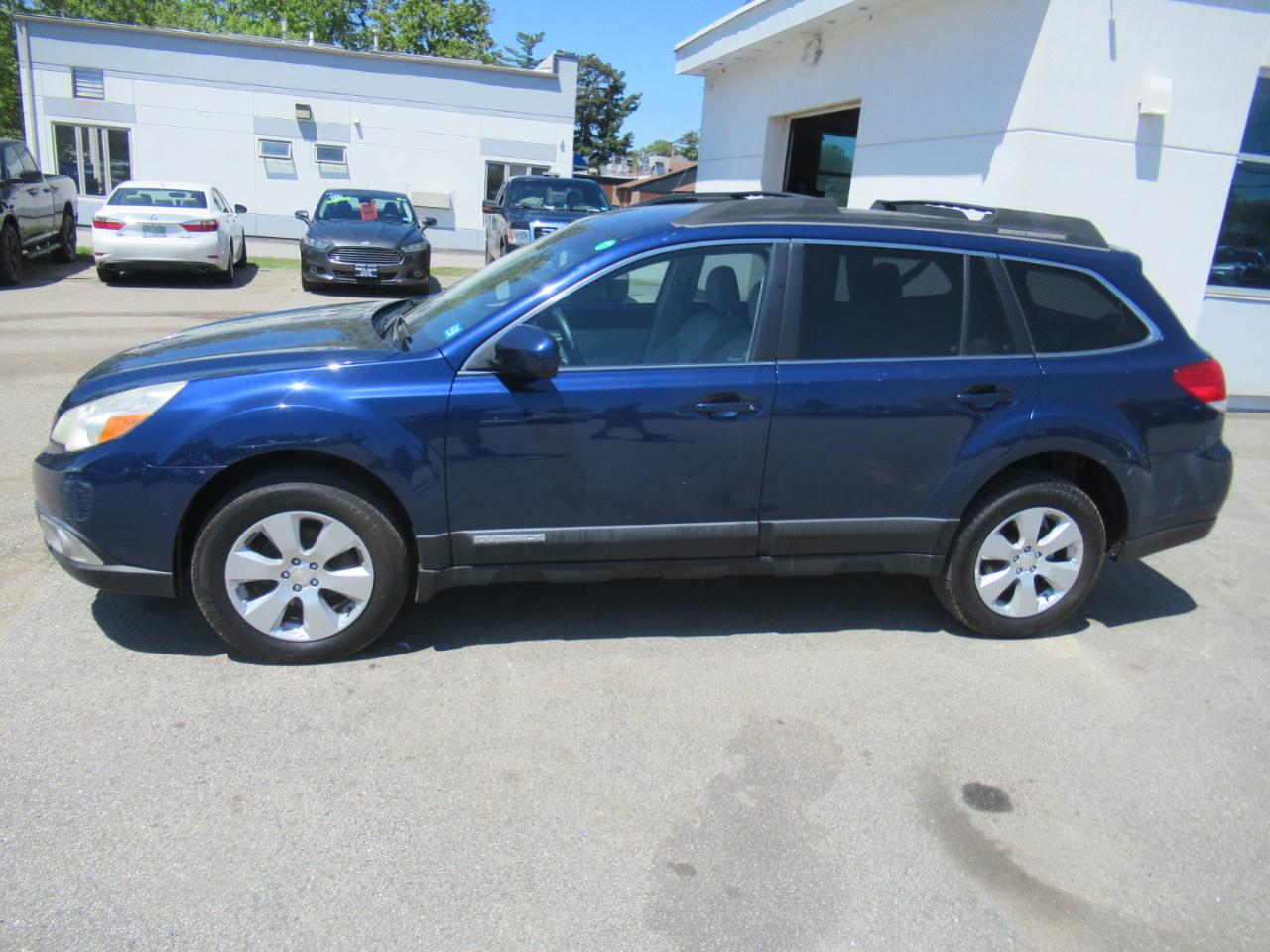 Subaru Outback  2011