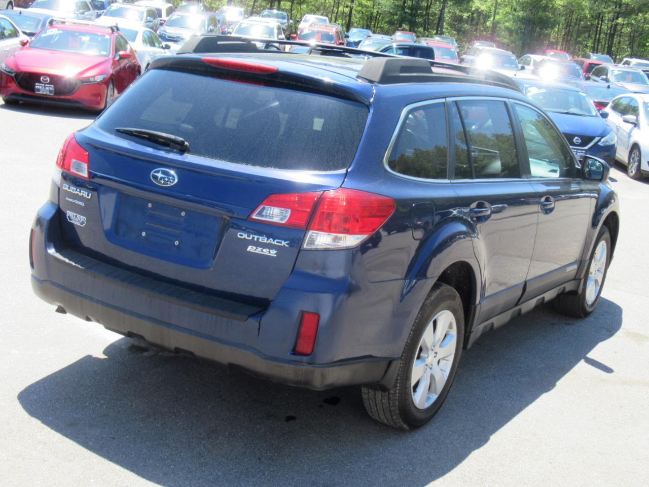 Subaru Outback  2011