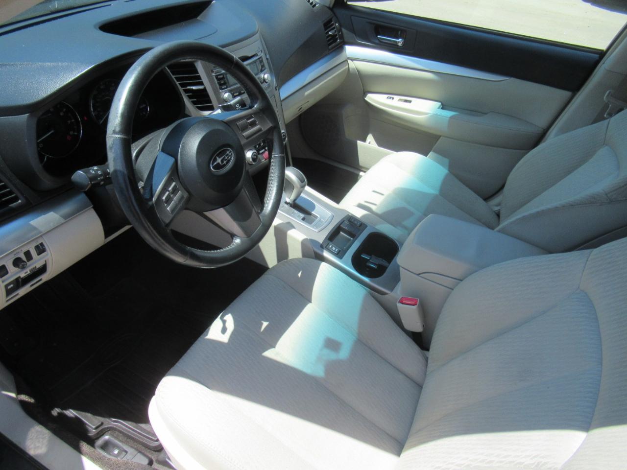 Subaru Outback  2011
