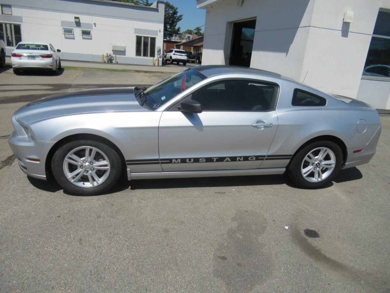 Ford Mustang  2014