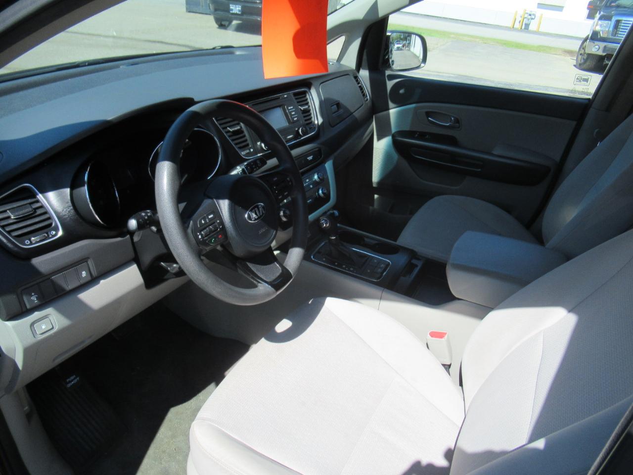 Kia Sedona  2016