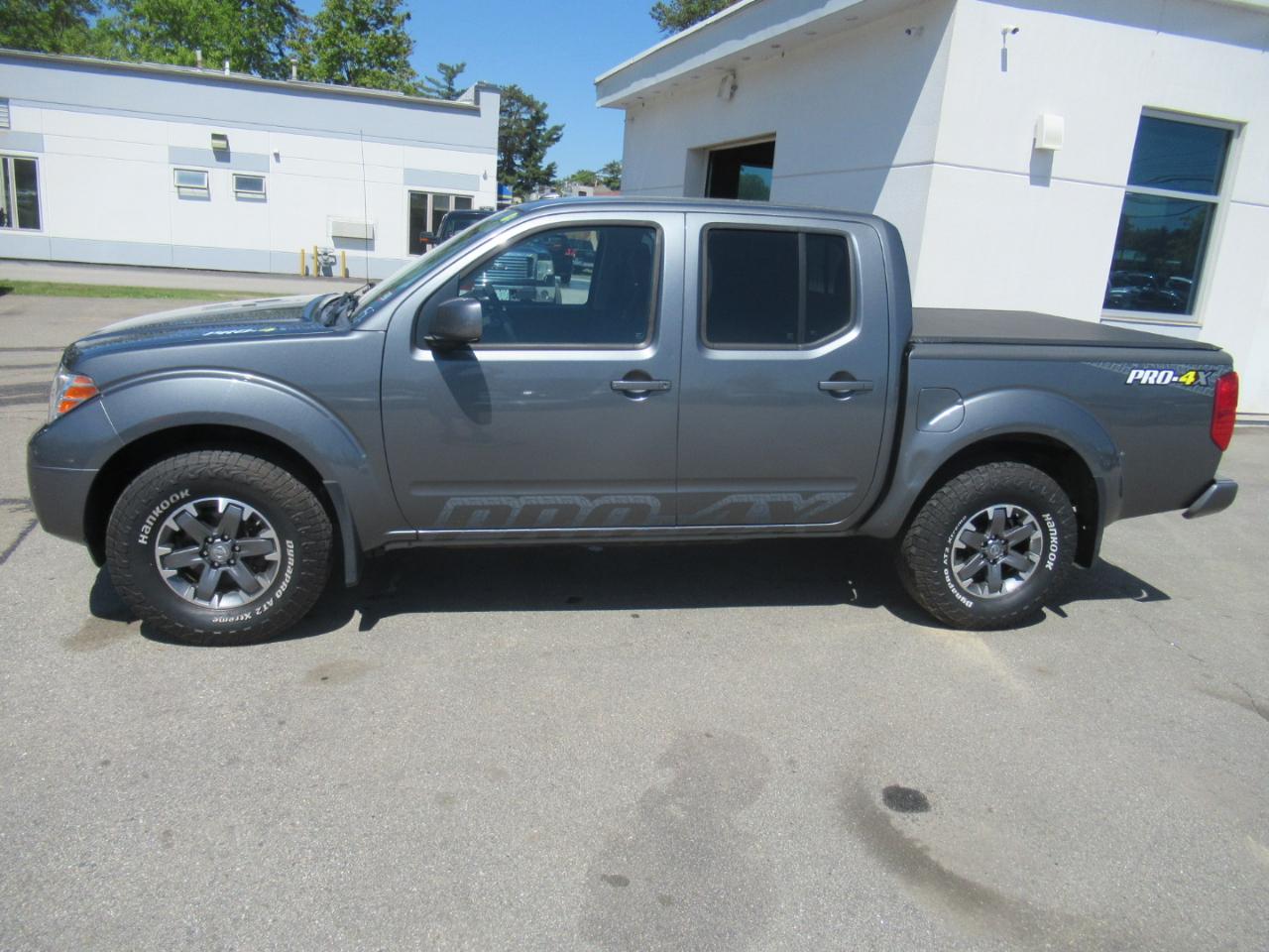 Nissan Frontier  2016